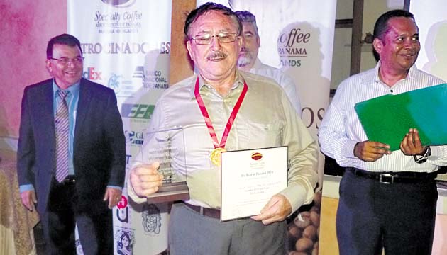 Teodoro Garrido, ganador de la categoría geisha lavado(José Vásquez)