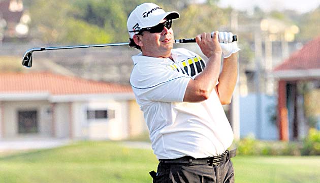 Mike Norman. El experimentado jugador volverá a competir en un evento de talla internacional, cuando la otra semana participe en el Lexus Panamá Classic, evento que debutará en el país.(Anayansi Gamez)