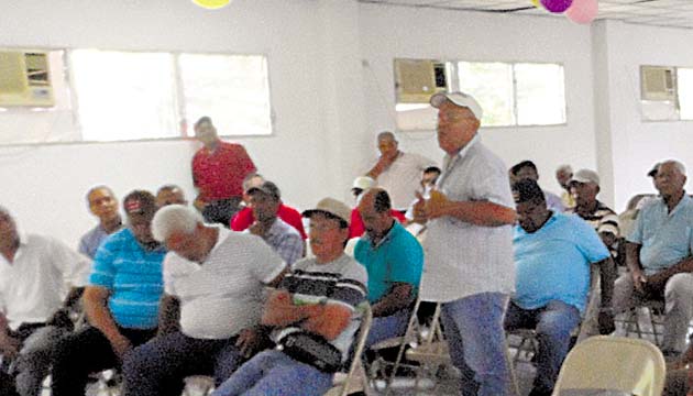 La reunión se dio el día de ayer para anunciar la situación.(José Vásquez.)