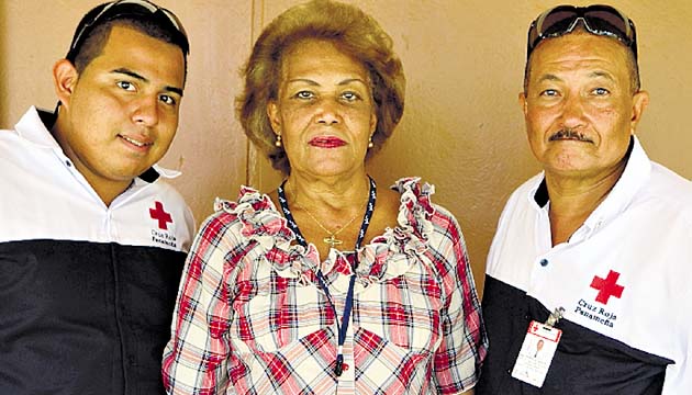 El cuerpo de la Cruz Roja estuvo presente en este torneo deportivo.(Edwin González)