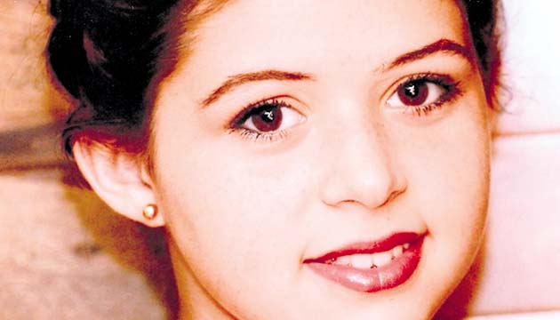 Monique Michelle Bogue Reyes. La bella señorita Monique es una de las encantadoras señoritas que participará en el Festival de Debutantes 2014, a beneficio de los más necesitados. Sus padres son: Jeffrey Bogue March y Markela Reyes de Bogue.