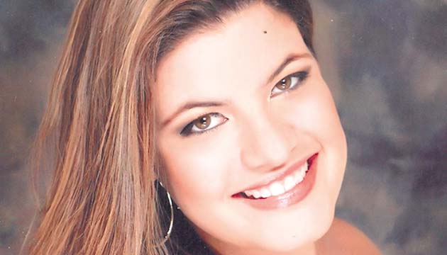 Isabel Victoria Sadowski Sedda. El Festival de Debutantes 2014 tendrá entre sus bellas participantes a la señorita Isabel Victoria, hija del señor Carl Patrick Sadowski y del hogar conformado por Gilberto Alemán Zubieta y Ana Luisa Sedda de Alemán.