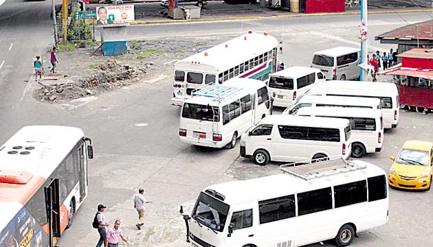Combinaciones. En principio se dijo que se darían algunas al hacer trasbordos de metro a metrobús o viceversa, pero con el pasaje a 0.35 centésimos el tema ha vuleto a ser evaluado, porque con la tarifa a ese precio es posbile que no sean necesarias.