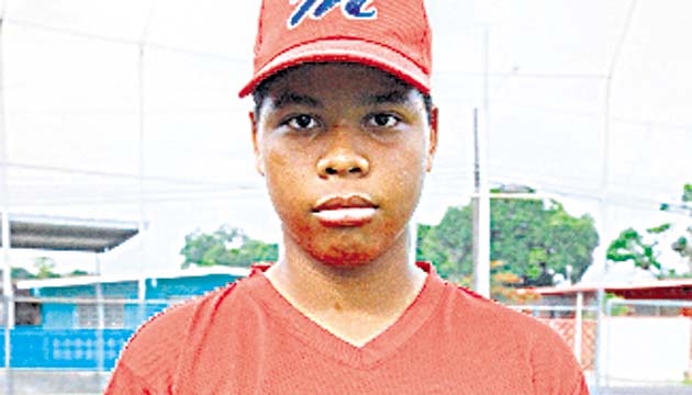 Emanuel Bello/‘fielder’. “Lo principal como equipo que debemos tener claro es que no podemos dar pie a los errores, hay que estar concentrados en cada juego para lograr ganar”.