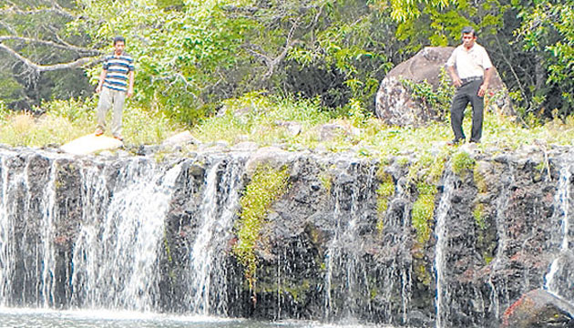 En el chorro de El Retiro, en Antón, estuvo el presidente Martinelli. (Elena Valdez.)