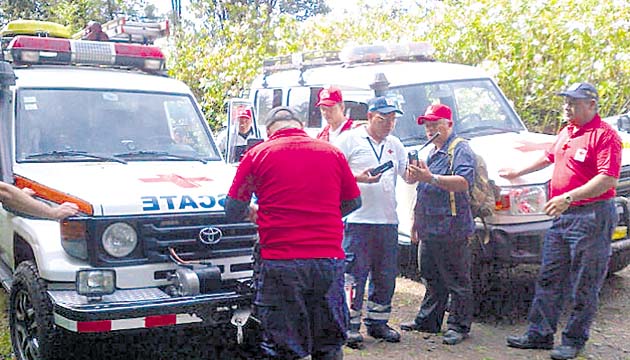 Los rescatistas de la Cruz Roja de Costa Rica regresaron a su país.(Mayra Madrid)