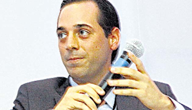 Larry Maduro V - Grupo Feduro