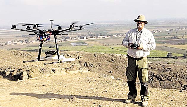 Agronomía. El sector agrario también puede hacer uso de estos equipos para monitorear las siembras, el clima y las posibles plagas, además sirven para esparcir los pesticidas o fertilizantes.