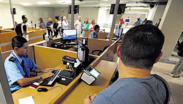 Actualmente los controles son manuales con personal del SNM.(Edwin González)