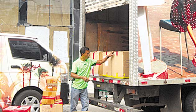 La ZLC ha buscado otros mercados alternos para el comercio.(Carlos Lemos.)