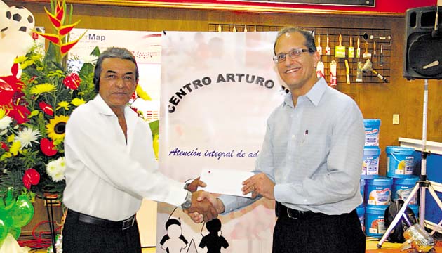 Elmec dona materiales a centro de rehabilitación