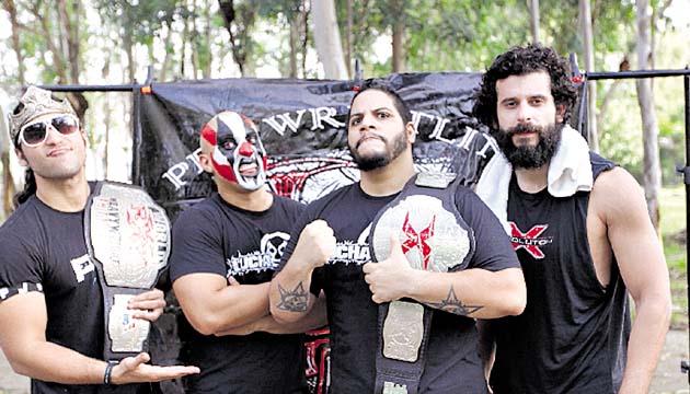 2. Los luchadores criollos también aportaron.(Anayansi Gamez)