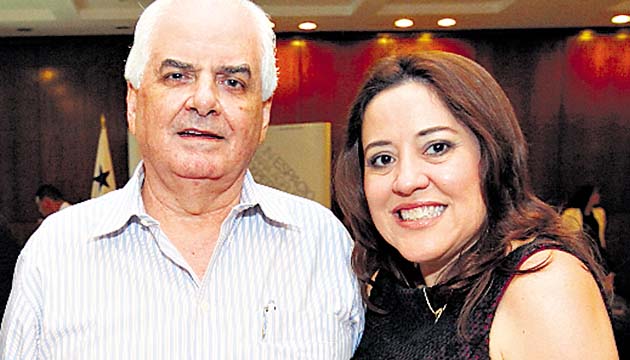 7. Ricardo Alemán y María Teresa Mendoza.