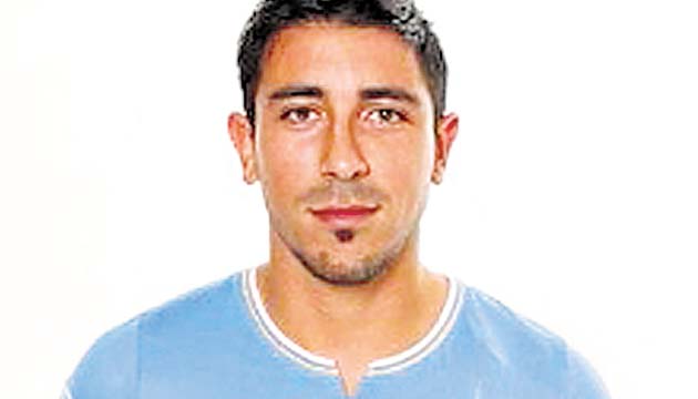 @JorgeFucile - Jorge Fucile: Todos los jugadores son iguales, si vale para uno, vale para todos o que no valga para ninguno. #DeOficioTodosoNinguno.