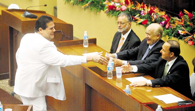 Rebelde. El diputado y expresidente de la Asamblea, Sergio Gálvez, en contra de la línea de su partido Cambio Democrático, votó a favor de Benicio Robinson para la primera vicepresidencia del Órgano Legislativo.