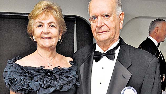 8. María Teresa de Calzada y Norberto Calzada.