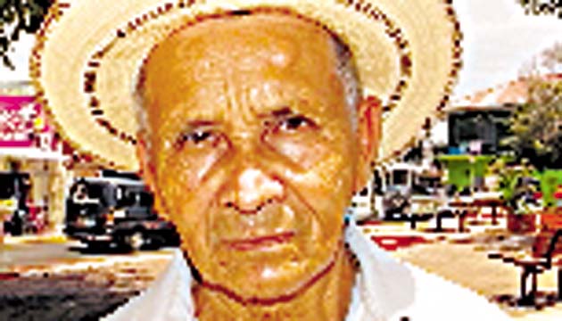 Faustino Vergara - Las Tablas: Nosotros no podemos creer que no haya peligro, porque todavía esas tuberías deben estar bien contaminadas y no se puede tomar el agua que sale.