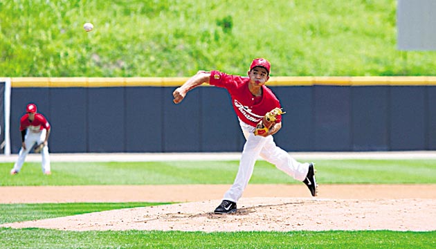 Héctor Marmolejo trabajó 2.2 actos en plan de relevo, solo permitió a los antillanos dos bases por bolas. Además, recetó seis ponches, para ganar el juego.(Anayansi Gamez)