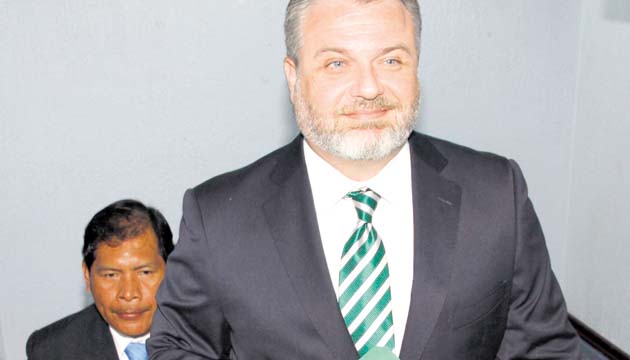 Milton Henríquez, ministro de Gobierno