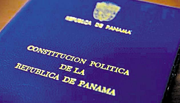 La Carta Magna panameña requiere la declaración de altos funcionarios