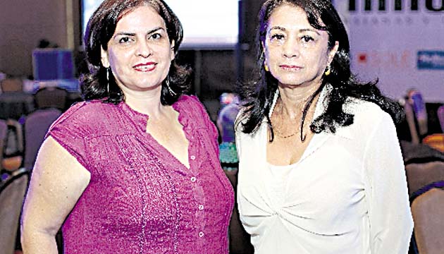 4. Leaiden Vivas y Griselda Ramos.