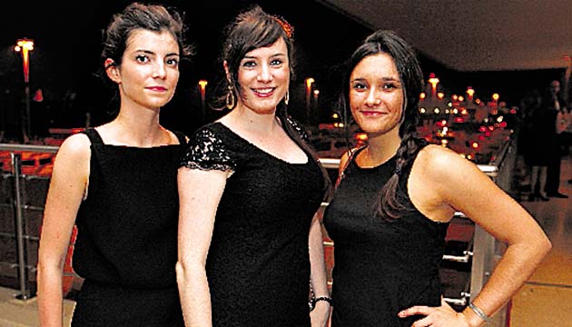 10. Lara Fernández, Justine Robin y Violine Vigneron.