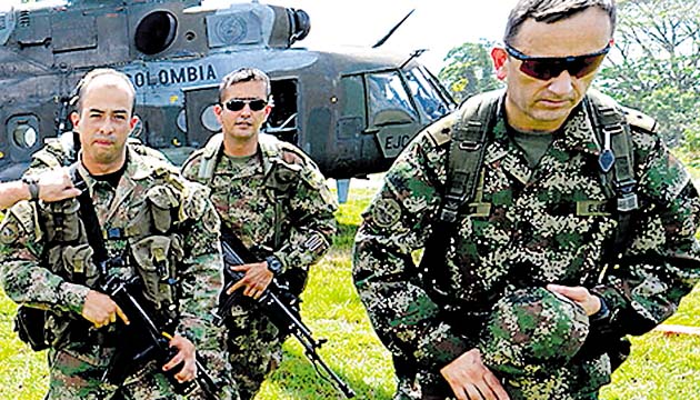 Fiscalía cita a tres oficiales por espionaje en Colombia