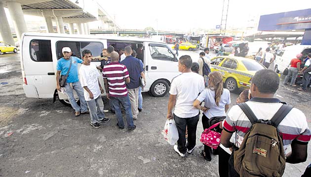Gremios transportistas consideran innecesario el uso de gobernadores