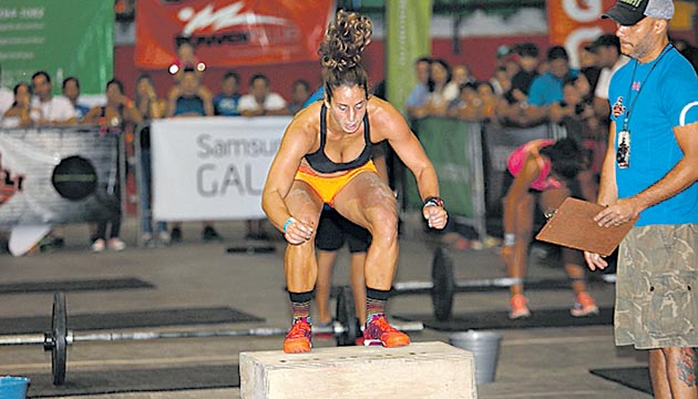 La integrante del Box CrossFit Pty, Nicole Pérez, se defendió y logró destacarse dentro de las participantes de la categoría femenina.(Anayansi Gamez)