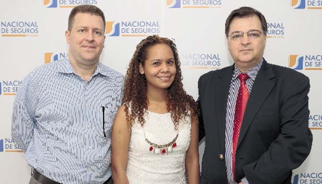 4. Jim Hrastovcak, Alysmery González Adames y Ramón García.