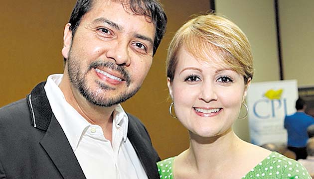 7. Miguel Esteban González y Marta de González.