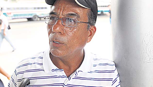 Freddy González: Soy nuevo en Panamá, vengo de Nicaragua, y no conozco bien la situación. Pero de lo que he visto como usuario ahora del metrobús, tendría que decir que está bien, si se compara con el servicio de transporte en otros países de la región.