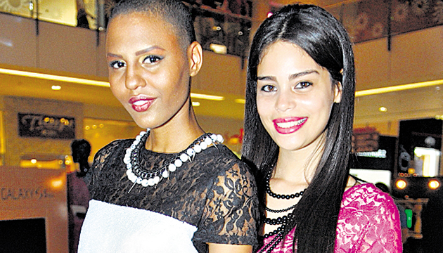 6. Roshni Copriz y Kiara Sang.