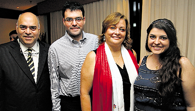 3. Manuel José Argüelles, Roberto Argüelles, Liliana Motta de Argüelles y Paulina Argüelles.