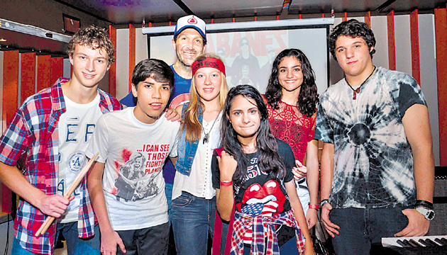 Un ‘show’ preparado por los estudiantes del programa Performance.(Lente Paparazzi)