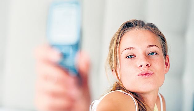 El ‘sexting’ se utiliza entre los jóvenes para enviarse fotos sexuales.