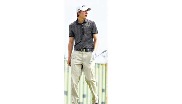 El golfista azteca logró un acumulado de 268 golpes para llevarse el trofeo del evento celebrado en el Club de Golf de Panamá.(Anayansi Gamez)