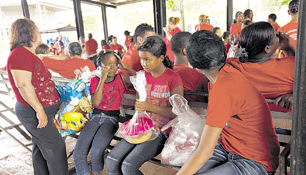 Los menores pueden acceder a las visitas acompañados por adultos.(Hermes González )