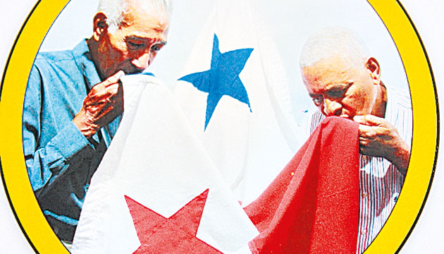 Junto a Fenton Achurra, en la publicación “Rostros de la historia”.(Recopia de Raimundo Rivera)