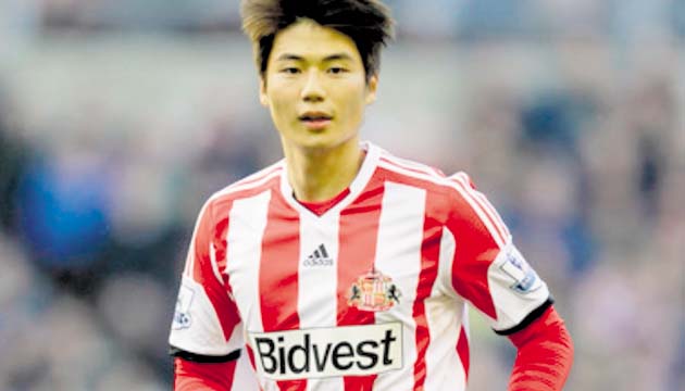 Ki Sung Yueng será de las figuras del cuadro coreano.(AP)
