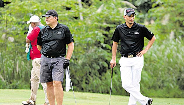 6. El torneo de golf contó con la asistencia de más de 100 pilotos de Audi.