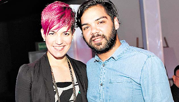 2. Sara Castro y Jairo González.