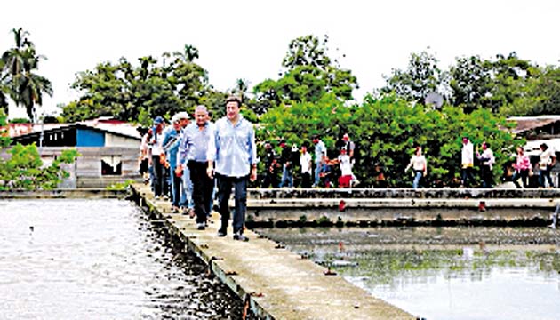 Varias obras para la región anunció el jefe del Ejecutivo y sus ministros