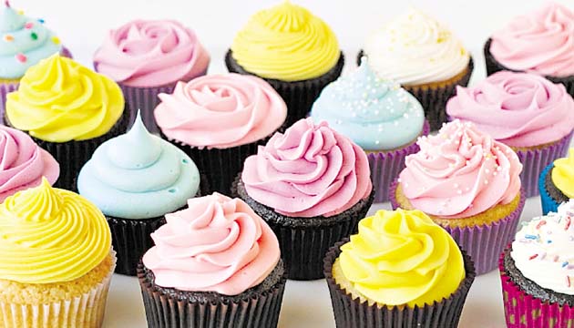 La decoración es al gusto. Muchas personas utilizan diversos colores.(Archivo)