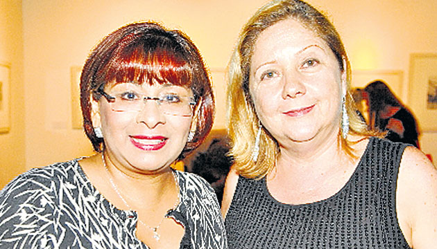 3. Cecilia Chávez y Cristina Norero.