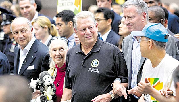Laurent Fabius, Al gore y Ban Ki-moon se unen en Nueva York.(AP )