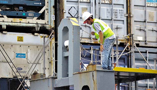 Personal para área logística - Empleos. Recientemente el Banco Interamericano de Desarrollo (BID) realizó un estudio en Panamá que reveló que la demanda laboral para los próximos diez años en este sector será de unas 100,000 plazas.
