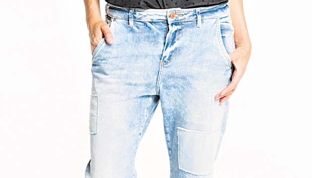 La Bohemienne. Este corte es tan práctico, con cremallera corta, que está diseñado para ajustarse a cada tipo de cuerpo; es elástico.