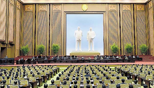 Parlamento se reúne sin su líder