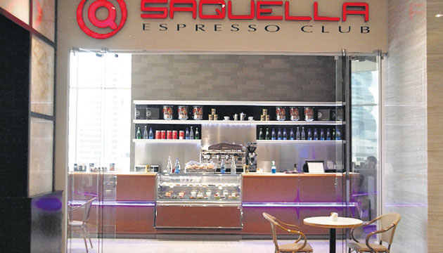 Saquela es una cafetería que ofrecen desayunos para llevar.